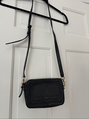 Marc Jacobs Black Pebbled Leather Crossbody Camera Bag with Gold-Tone Hardware